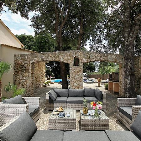 Distinguished Pollensa Villa - 4 Bedrooms - Villa Segu Cini - Recently Renovated With Modern Interior Exterior photo