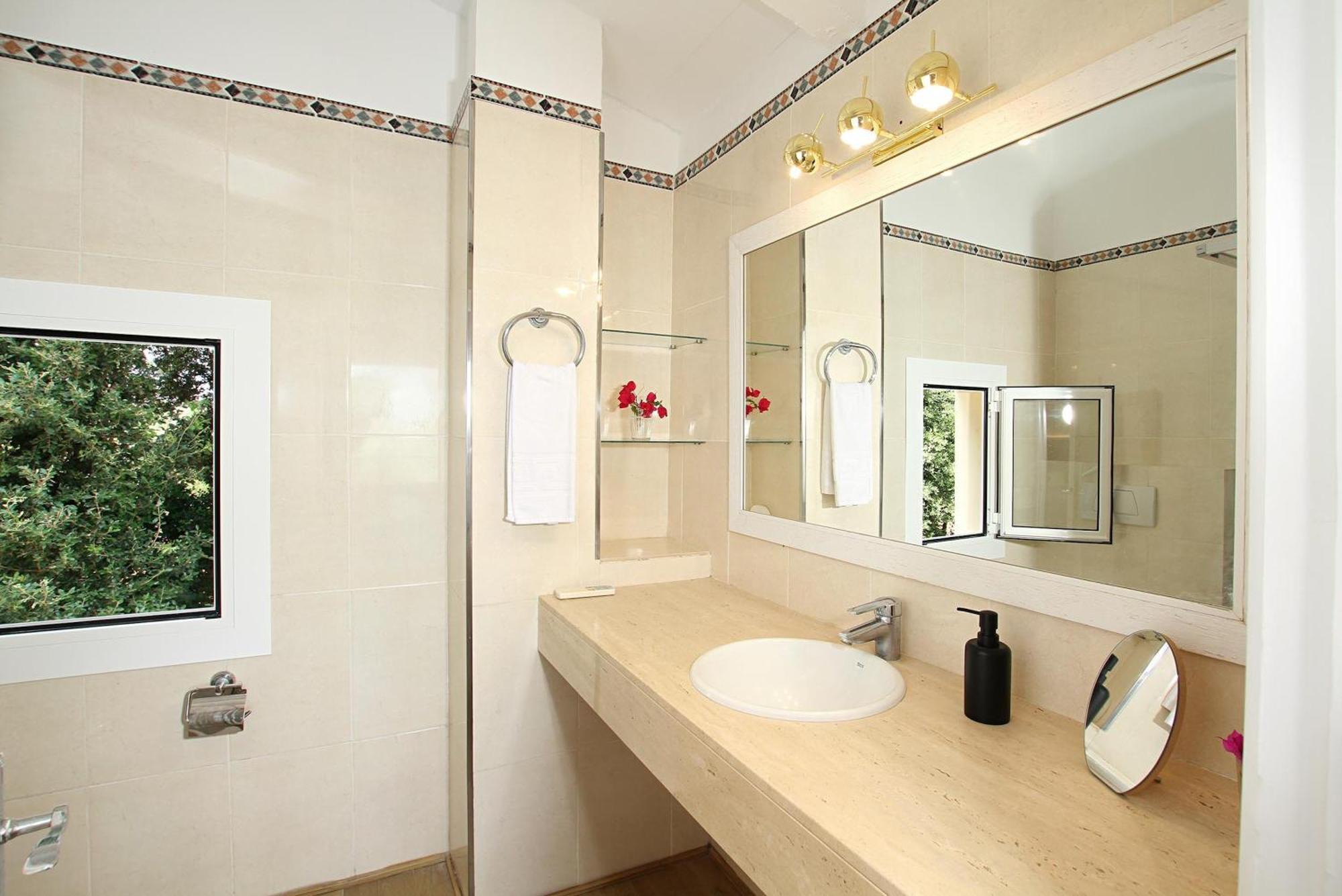 Distinguished Pollensa Villa - 4 Bedrooms - Villa Segu Cini - Recently Renovated With Modern Interior Exterior photo