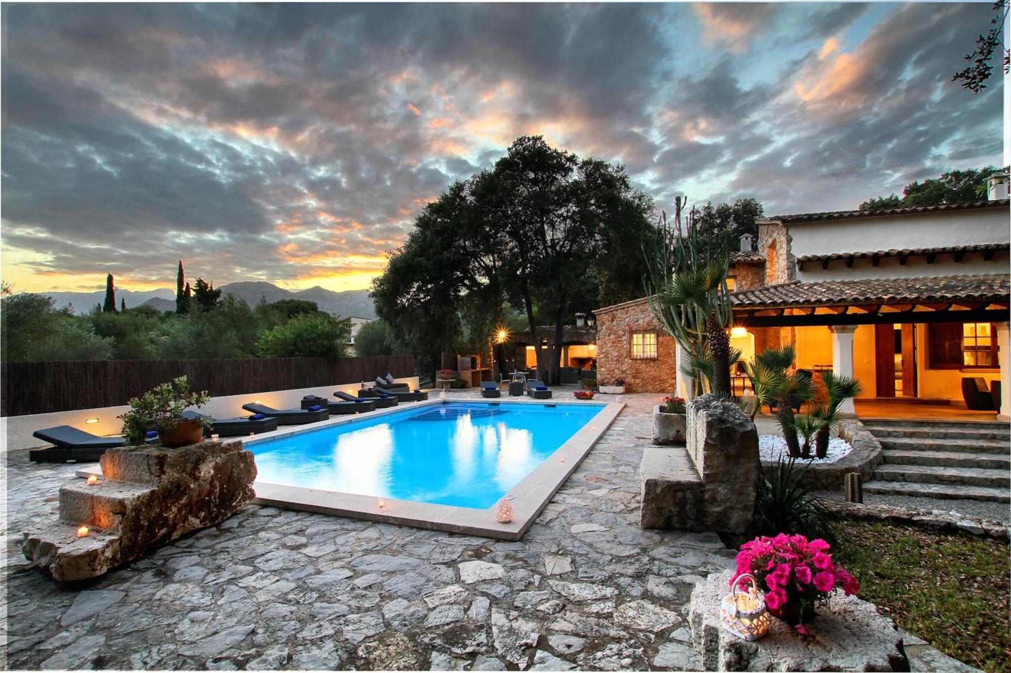 Distinguished Pollensa Villa - 4 Bedrooms - Villa Segu Cini - Recently Renovated With Modern Interior Exterior photo