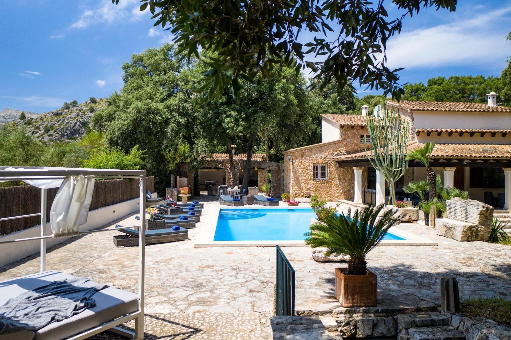 Distinguished Pollensa Villa - 4 Bedrooms - Villa Segu Cini - Recently Renovated With Modern Interior Exterior photo