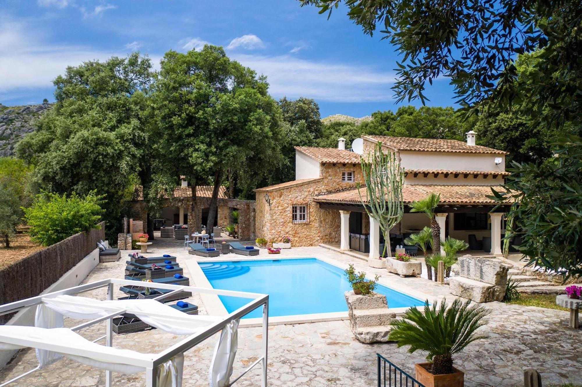 Distinguished Pollensa Villa - 4 Bedrooms - Villa Segu Cini - Recently Renovated With Modern Interior Exterior photo